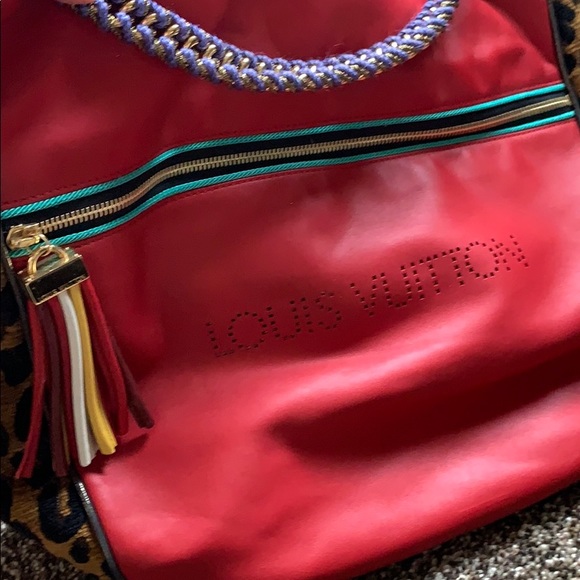 Limited edition Louis Vuitton red leather leopard - Picture 4 of 7